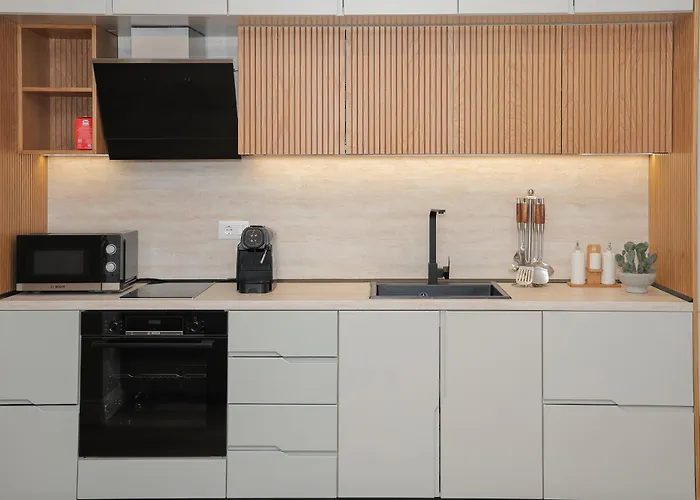 Exclusive Luxury & Free Parking 地拉那