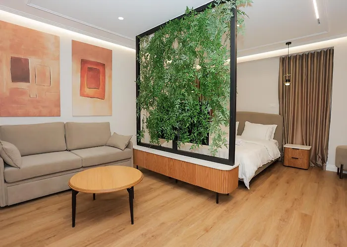 Exclusive Luxury & Free Parking * Тирана