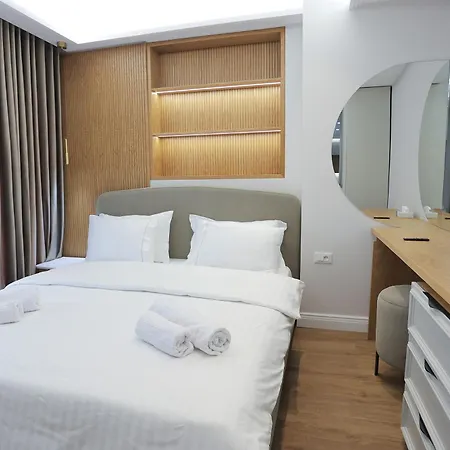 Apartment Exclusive Luxury & Free Parking Tirana